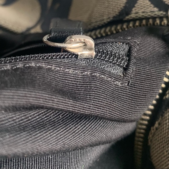 ❤️SOLD❤️Authentic Coach Shoulder Bag - Picture 7 of 10